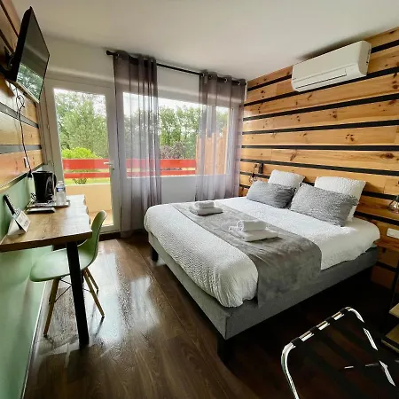Paris Madrid Hotel Lesperon (Landes)