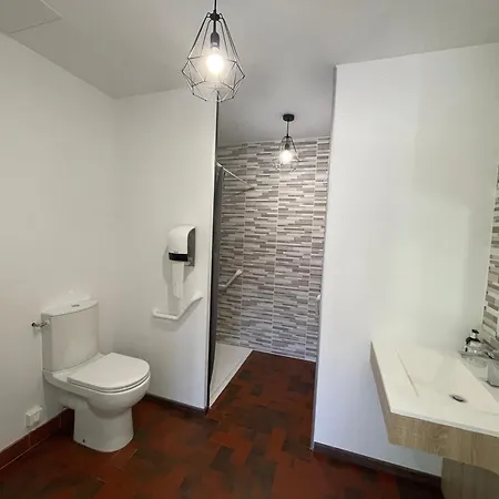 Paris Madrid 2* Lesperon (Landes)