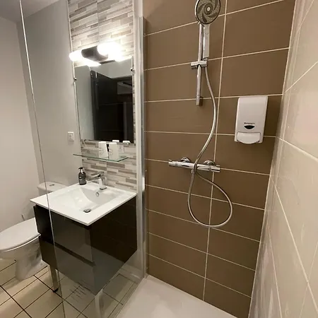 Paris Madrid Hotel Lesperon (Landes)