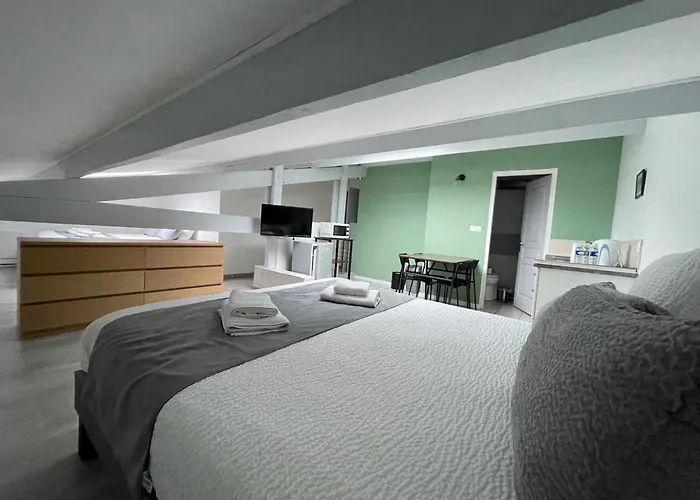 Hotel Paris Madrid Lesperon (Landes)