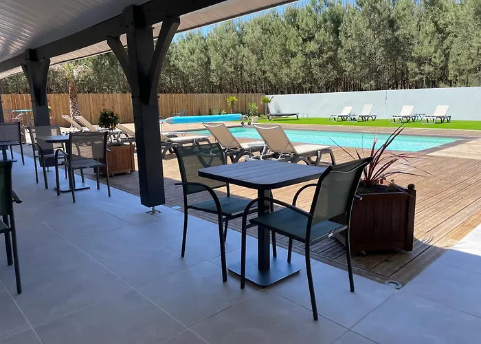 Paris Madrid 2* Lesperon (Landes)