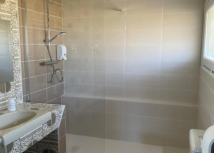 Ξενοδοχείο Paris Madrid Lesperon (Landes)