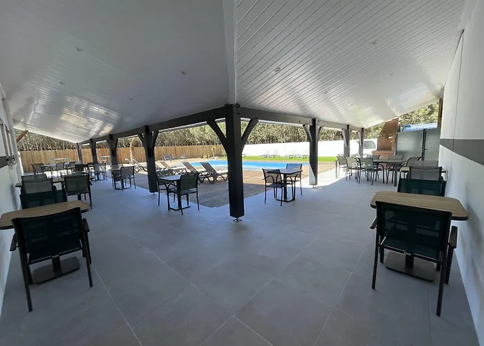 Paris Madrid Hotel 2*