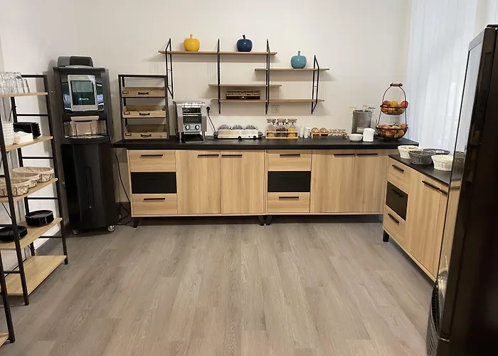 Ξενοδοχείο Paris Madrid Lesperon (Landes)