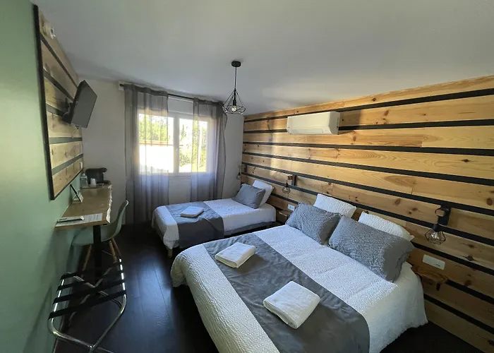 Hotel Paris Madrid Lesperon (Landes)