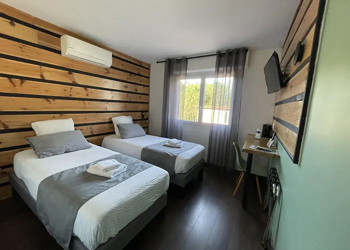 Paris Madrid Lesperon (Landes)